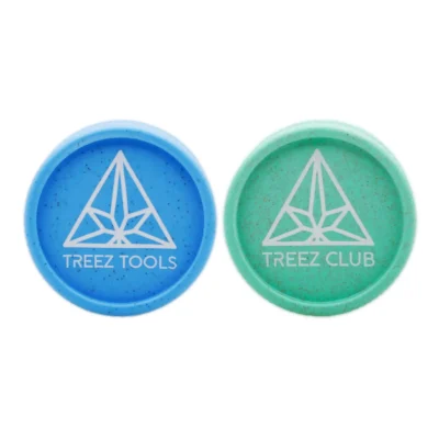 Treez Club Eco Grinder - environmentally friendly grinder made from recycled materials with 53 mm diameter, sharp teeth and stylish design